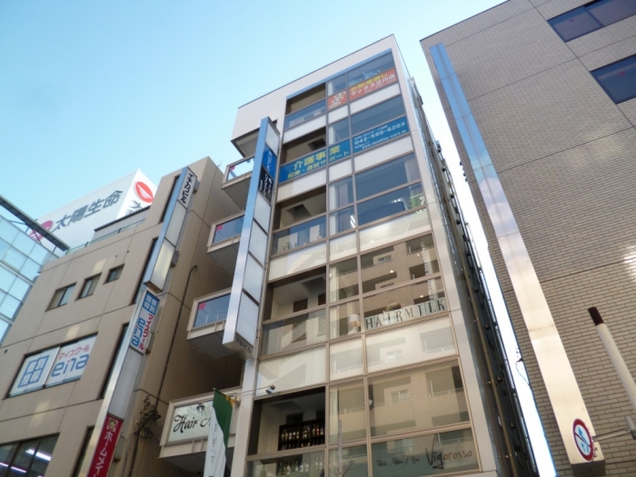 ラックス立川店